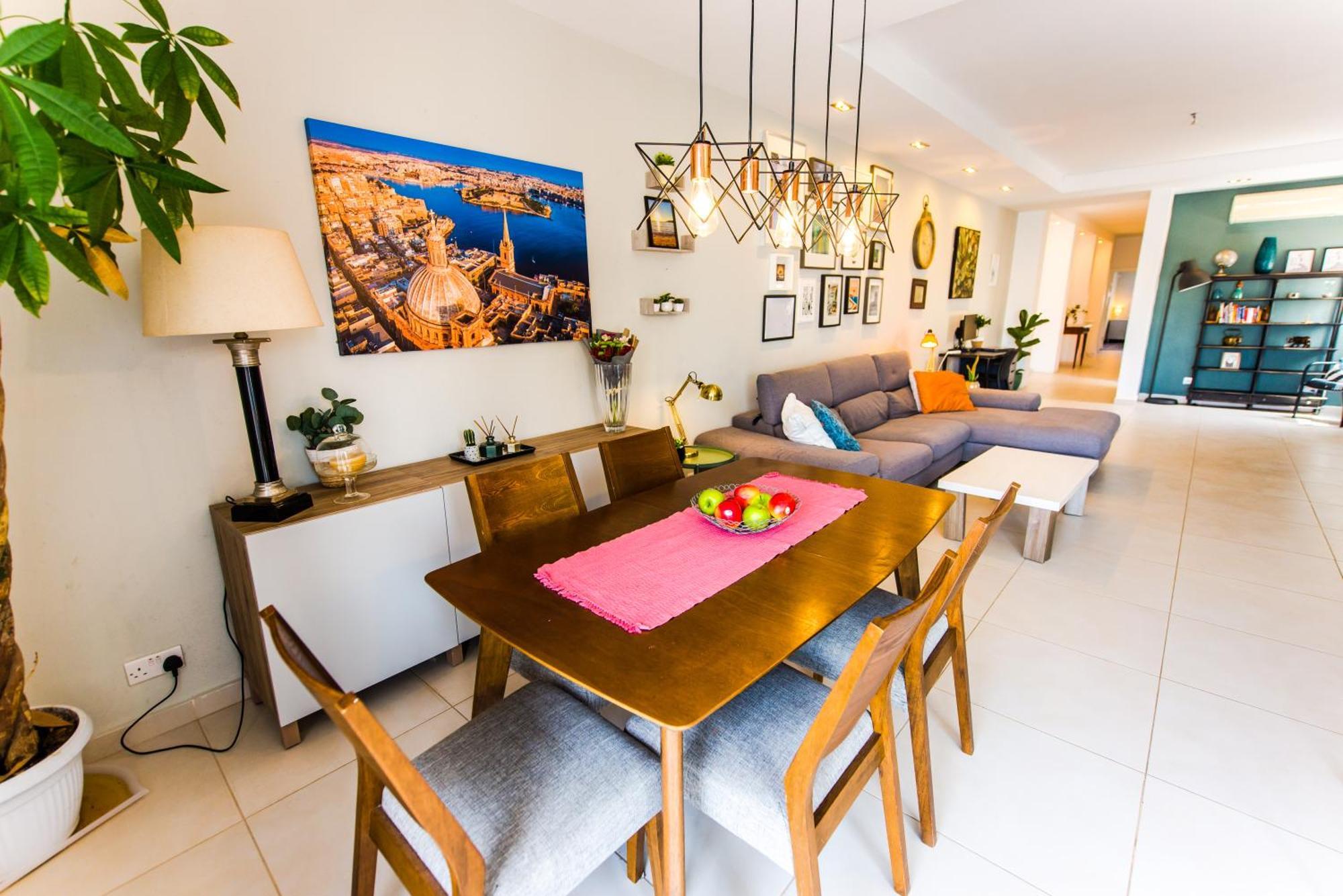 Mediterranean Abode - Spacious Apartment In Swieqi Is-Swieqi Exterior photo